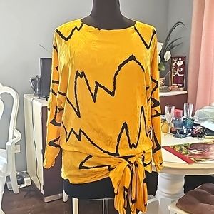Saint Romei Designer Blouse, Sz 4, Yellow w/Black Designs, 100% Pure Silk, Lined